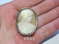 05J24 Antique Cameo Brooch Solid Silver Mounting Crab Hallmark 19th Century