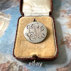 1920 Art Deco Beautiful Vintage Silver Monogram Solid Silver Brooch, Chiseling Engraving