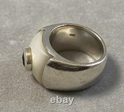 22g Antique Silver Ring Garnet Mother of Pearl Solid Silver Ring