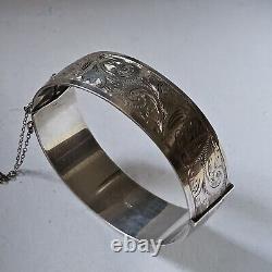 925 Sterling Silver Engraved Opening Bangle Anchor Lion Hallmarks 1960 Vintage 58g