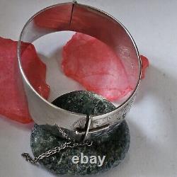 925 Sterling Silver Engraved Opening Bangle Anchor Lion Hallmarks 1960 Vintage 58g