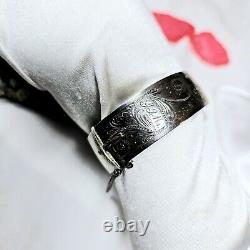 925 Sterling Silver Engraved Opening Bangle Anchor Lion Hallmarks 1960 Vintage 58g