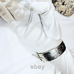925 Sterling Silver Engraved Opening Bangle Anchor Lion Hallmarks 1960 Vintage 58g