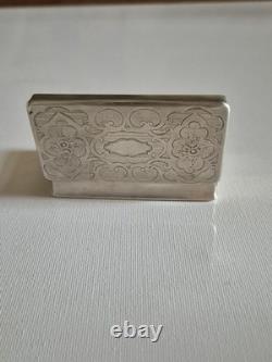 ANTIQUE SILVER SNUFF BOX. 19th Century