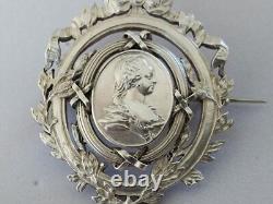 ANTIQUE SOLID SILVER BROOCH 19th CENTURY LOUIS XVI RIBBONS PORTRAIT OF MARIE ANTOINETTE