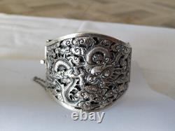 ANTIQUE STERLING SILVER DRAGON CUFF BRACELET CHINA INDOCHINA