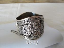 ANTIQUE STERLING SILVER DRAGON CUFF BRACELET CHINA INDOCHINA