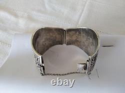 ANTIQUE STERLING SILVER DRAGON CUFF BRACELET CHINA INDOCHINA