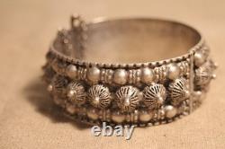 Ancient Berber bracelet in solid silver, 8 hallmarks, cabochons, filigree, ethnic