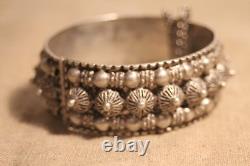 Ancient Berber bracelet in solid silver, 8 hallmarks, cabochons, filigree, ethnic