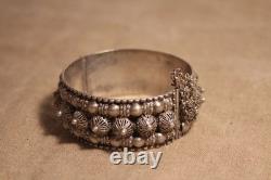 Ancient Berber bracelet in solid silver, 8 hallmarks, cabochons, filigree, ethnic