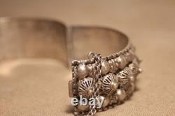Ancient Berber bracelet in solid silver, 8 hallmarks, cabochons, filigree, ethnic