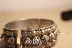 Ancient Berber bracelet in solid silver, 8 hallmarks, cabochons, filigree, ethnic