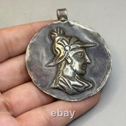 Ancient Greek Roman pendant in solid silver with image of a king
