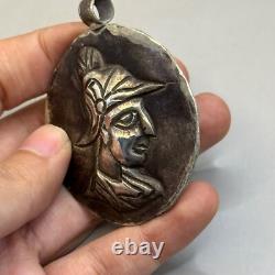 Ancient Greek Roman pendant in solid silver with image of a king
