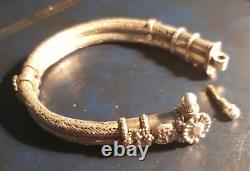 Ancient bracelet from Rajasthan or South India, solid silver 55 grams