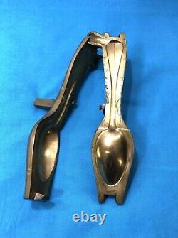 Ancient bronze spoon mold by PAUL LEGRAND in SOURDEVAL with solid silver cover
