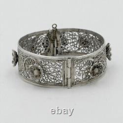 Ancient cuff bracelet, flowers, solid silver filigree, Tunisia, 20th Century