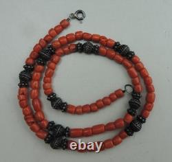 Ancient necklace in coral and solid silver, natural coral, Morocco, ethnic