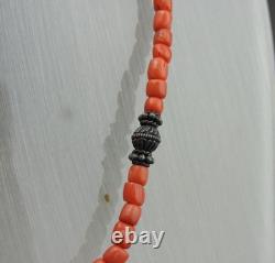 Ancient necklace in coral and solid silver, natural coral, Morocco, ethnic