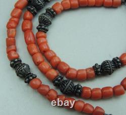 Ancient necklace in coral and solid silver, natural coral, Morocco, ethnic