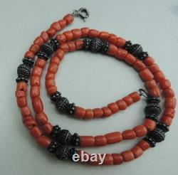 Ancient necklace in coral and solid silver, natural coral, Morocco, ethnic