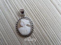 Ancient-shell Case Xixth- Woman's Profile-pendant- Sterling Silver 925