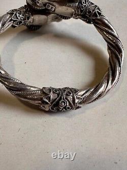 Ancient solid silver bangle bracelet with 925 hallmark, ram heads, weight 42.63