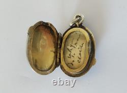 Ancient solid silver reliquary pendant, relic of the True Cross, 19th century