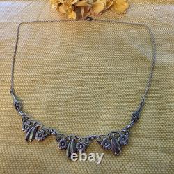 Antique Art Nouveau necklace in solid 830 silver, Scandinavian flowers, vintage jewelry