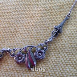Antique Art Nouveau necklace in solid 830 silver, Scandinavian flowers, vintage jewelry