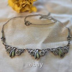 Antique Art Nouveau necklace in solid 830 silver, Scandinavian flowers, vintage jewelry