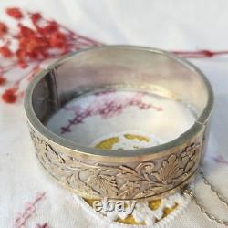 Antique Bangle Bracelet / 19th-Century Antique Jewelry in Silver and Vermeil