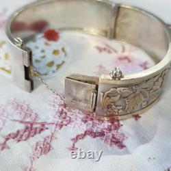 Antique Bangle Bracelet / 19th-Century Antique Jewelry in Silver and Vermeil