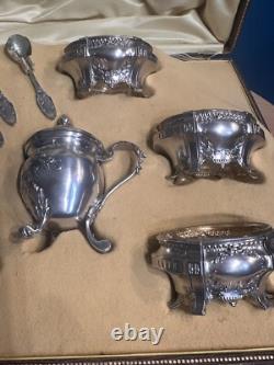 Antique Box with 4 Salt Cellars and a Mustard Pot in Solid Silver, Minerva Stamp