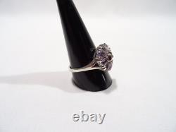 Antique Daisy Ring Solid Silver Set with Cut Stone