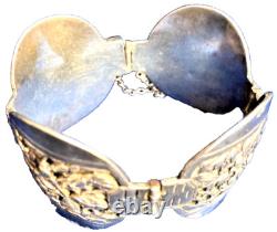 Antique Indochine Bracelet from the 20th Century. Hallmarked Solid Silver with Nature and Harvest Motifs.