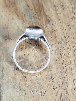 Antique Jewelry: Solid Silver Ring with Natural Amber Stone XX Century 1980