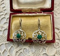 Antique Openwork Solid Silver Earrings with a Very Beautiful Emerald