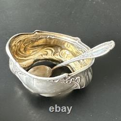 Antique Pair of Salt and Pepper Shakers in Solid Silver Art Nouveau 1900