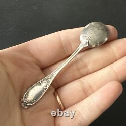 Antique Pair of Salt and Pepper Shakers in Solid Silver Art Nouveau 1900