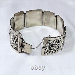 Antique Silver Bracelet Indochina Early 20th Century Pagoda Dragon Decoration