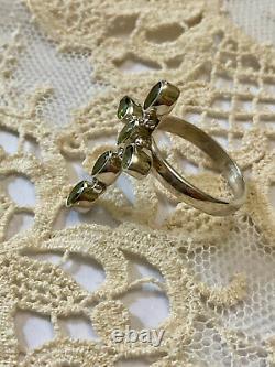 Antique Solid Silver Cross Ring Peridot Crafted Hallmarked