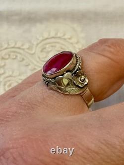 Antique Solid Silver Ring Crafted with Imposing Genuine Ruby
