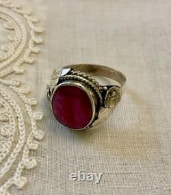 Antique Solid Silver Ring Crafted with Imposing Genuine Ruby