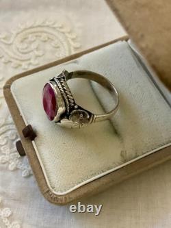 Antique Solid Silver Ring Crafted with Imposing Genuine Ruby