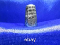 Antique Solid Silver Thimble – The Monkey and the Cat