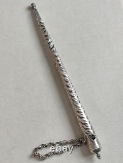 Antique Torah Yad Reading Hand in Solid Silver with Stamped Decoration 37.5g