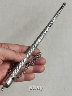 Antique Torah Yad Reading Hand in Solid Silver with Stamped Decoration 37.5g