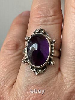 Antique Unique Solid Silver Ring with Genuine Amethyst Cabochon Size 55